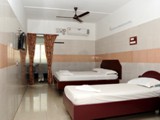 Siva Lodge - 3 Bed AC Room